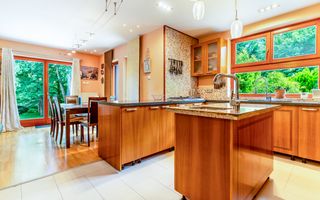 Casă / Vilă cu 6 camere de închiriat, tip estate, 0% comision - Poză 2
