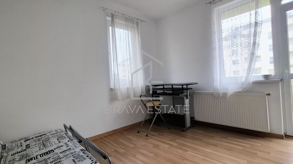 Apartament 3 camere, 56mp, balcon, parcare, strada Cetatii, Floresti - Poză 2
