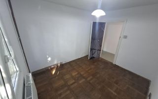 Favorit-Gh Lazar 3 camere parter cu centrala proprie - Poză 6