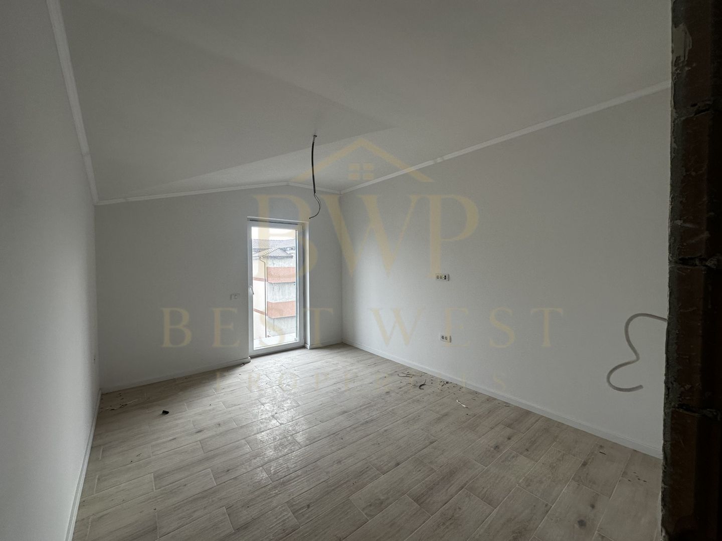 Apartament cu 4 camere, 2 bai, terasă mare, Giroc - Poză 5