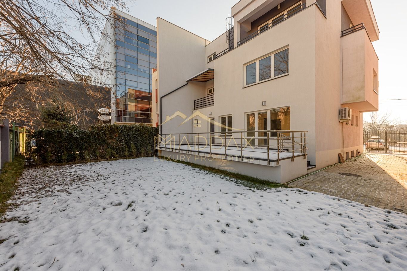 Vila ***400mp*** + Curte Proprie // zona Aviației - Poză 38