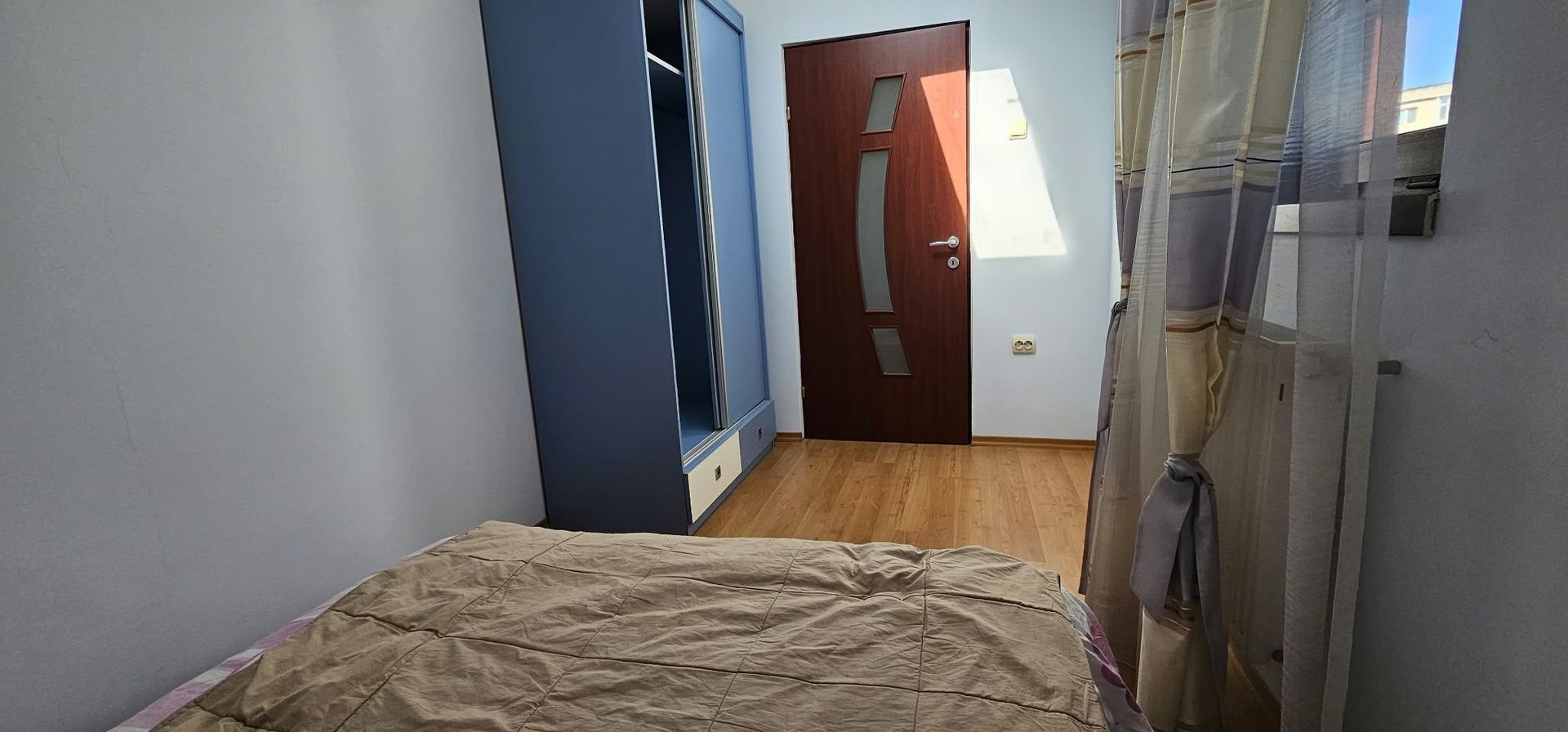 Spațiu - apartament 5 camere de închiriat – 160 mp - Micro 20 – zona BKO - Poză 13