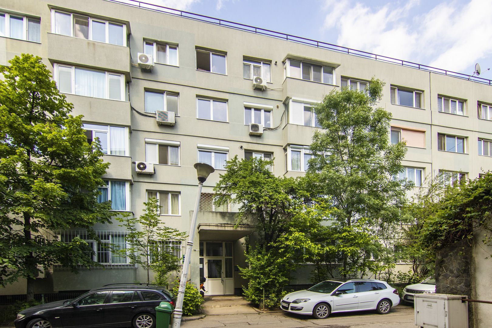 Complex Apusului 4 camere, etaj 3/4, 2 bai, bloc din caramida, 2 boxe! - Poză 2