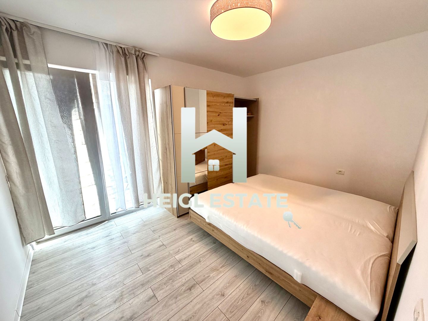 Apartament decomandat cu 2 camere si pod in Giroc - Poză 5