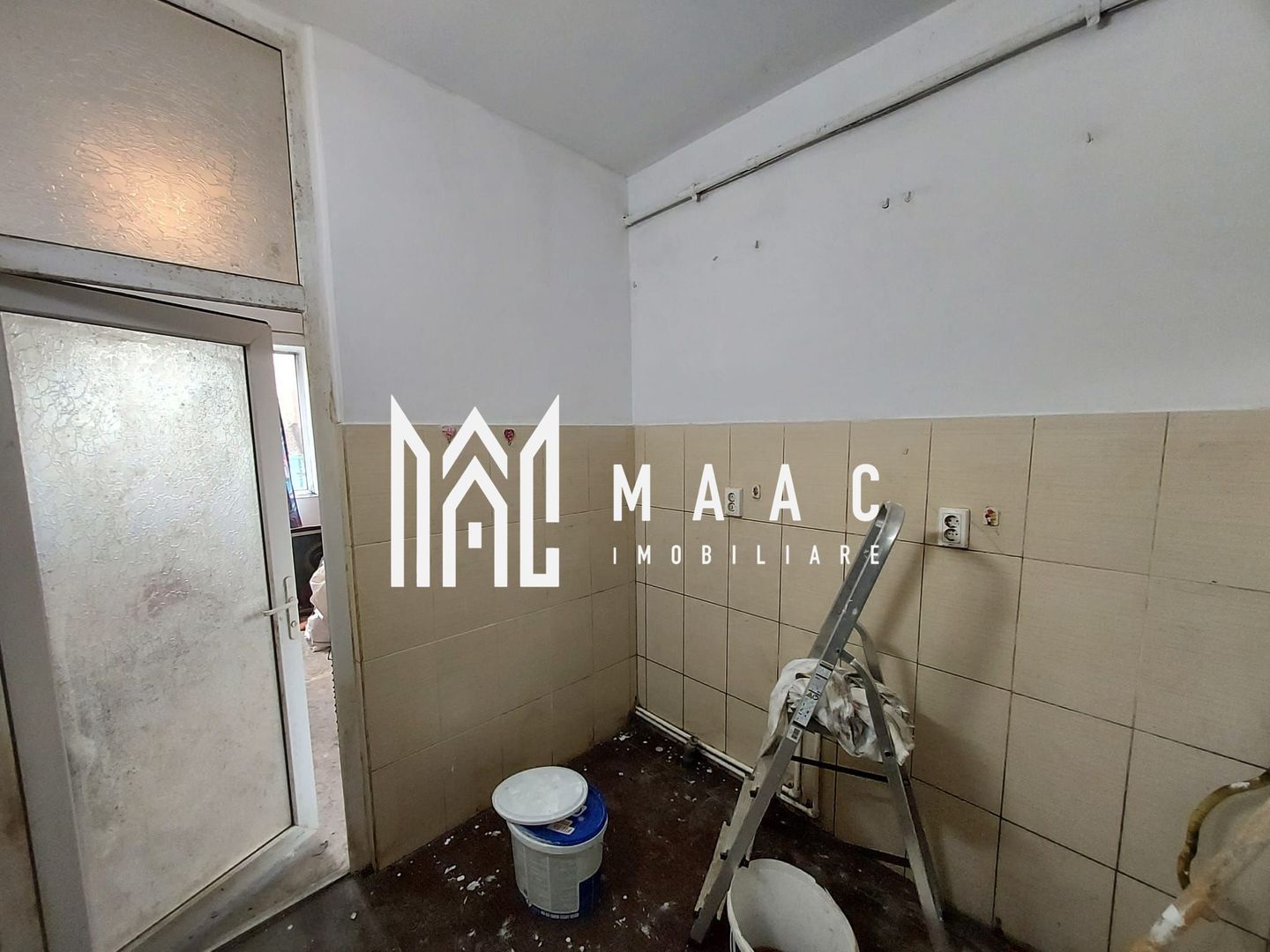 Garsoniera I Parter I Necesita Renovare I Terezian - Poză 4
