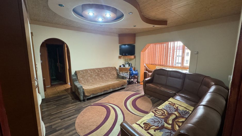 APARTAMENT CU 2 CAMERE, ETAJ 4, GRUI, CAMPULUNG - Poză 2