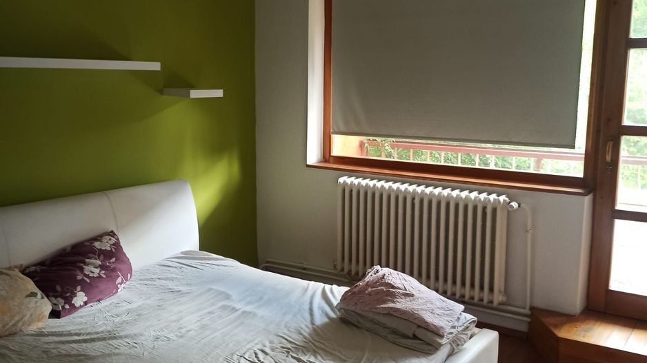 CASA CU 6 CAMERE ZONA CENTRAL - Poză 9