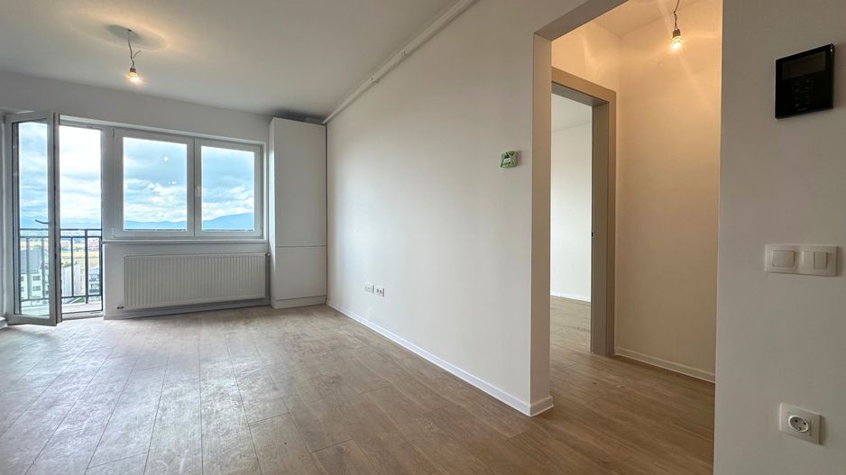 Apartament tip studio cu bucătăria mobilată zona Coresi Brasov - Poză 4