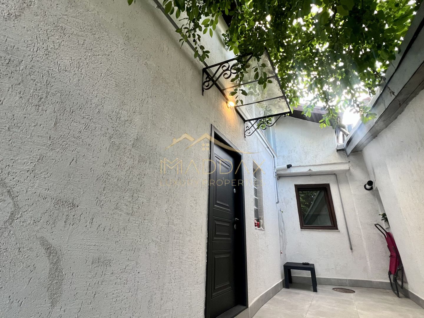 Casa **8 camere** // Domenii - Poză 21