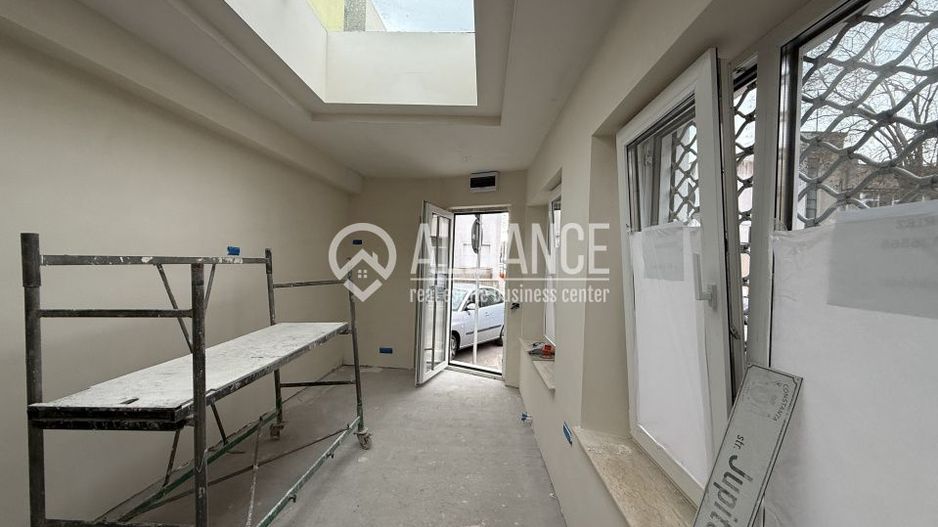 Spatiu comercial versatil - (COD10) ULTRACENTRAL - Poză 2