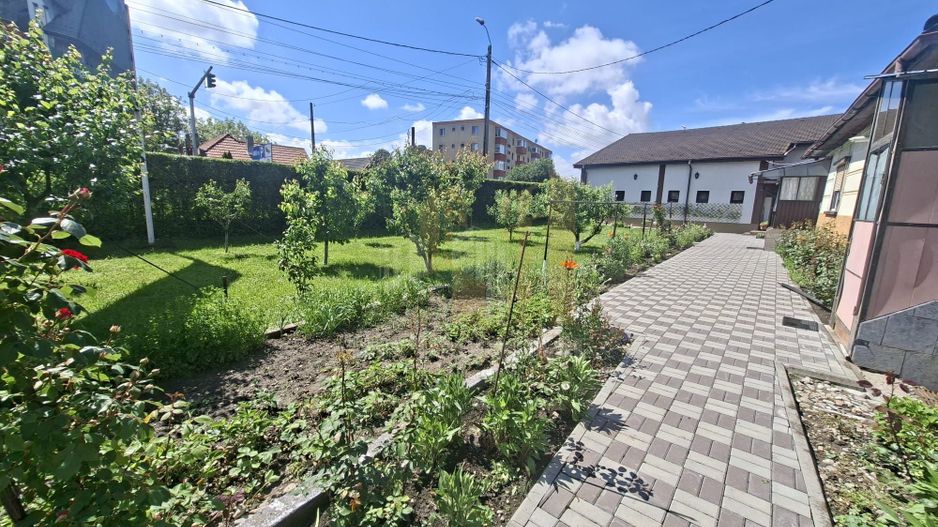 Casa individuala 2 unitati - Poză 4
