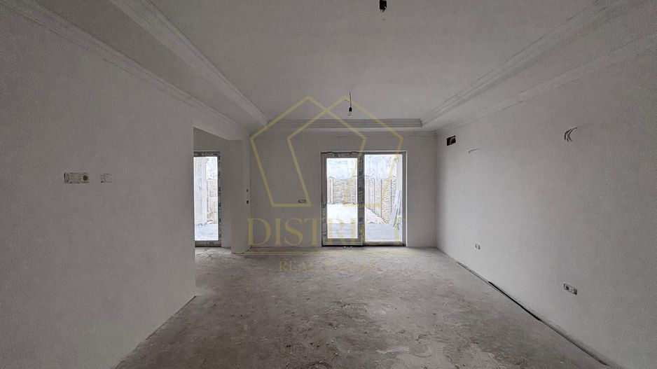 Duplex spatios cu 5 camere | Sacalaz - Poză 2