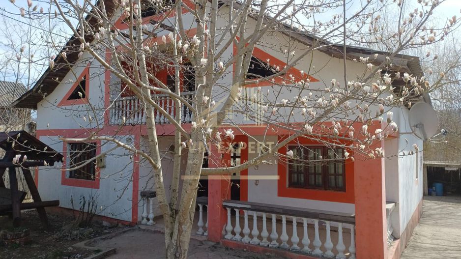 CASA 3 CAMERE, TEREN 1500 MP, VULTURESTI, ARGES - Poză 1