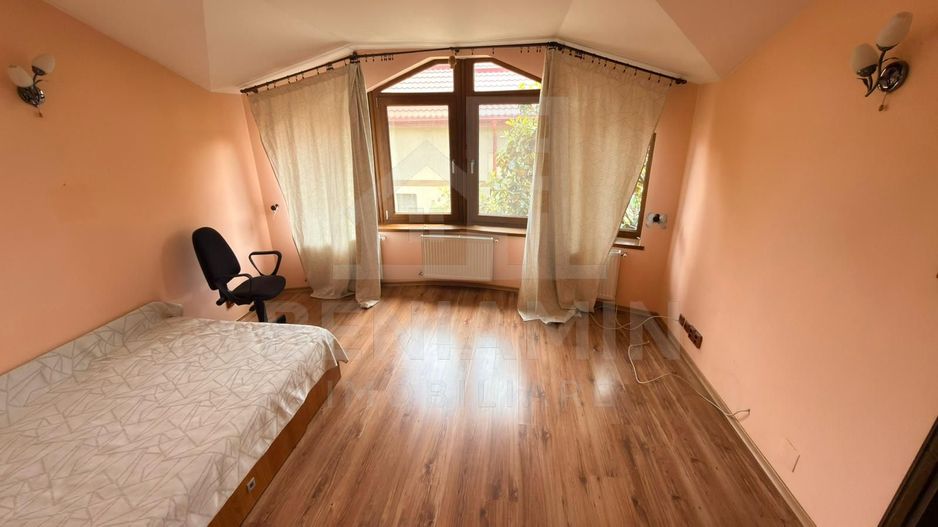 Vila eleganta in zona Ford– Confort si intimitate pe alee privata - Poză 8