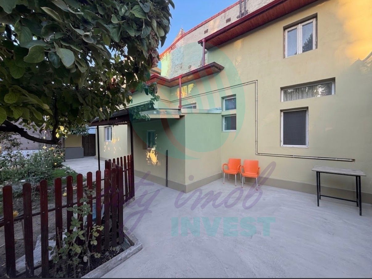 Căsuță interbelică în Cartierul Evreiesc | 225 mp teren | Curte liberă 135 mp - Poză 2