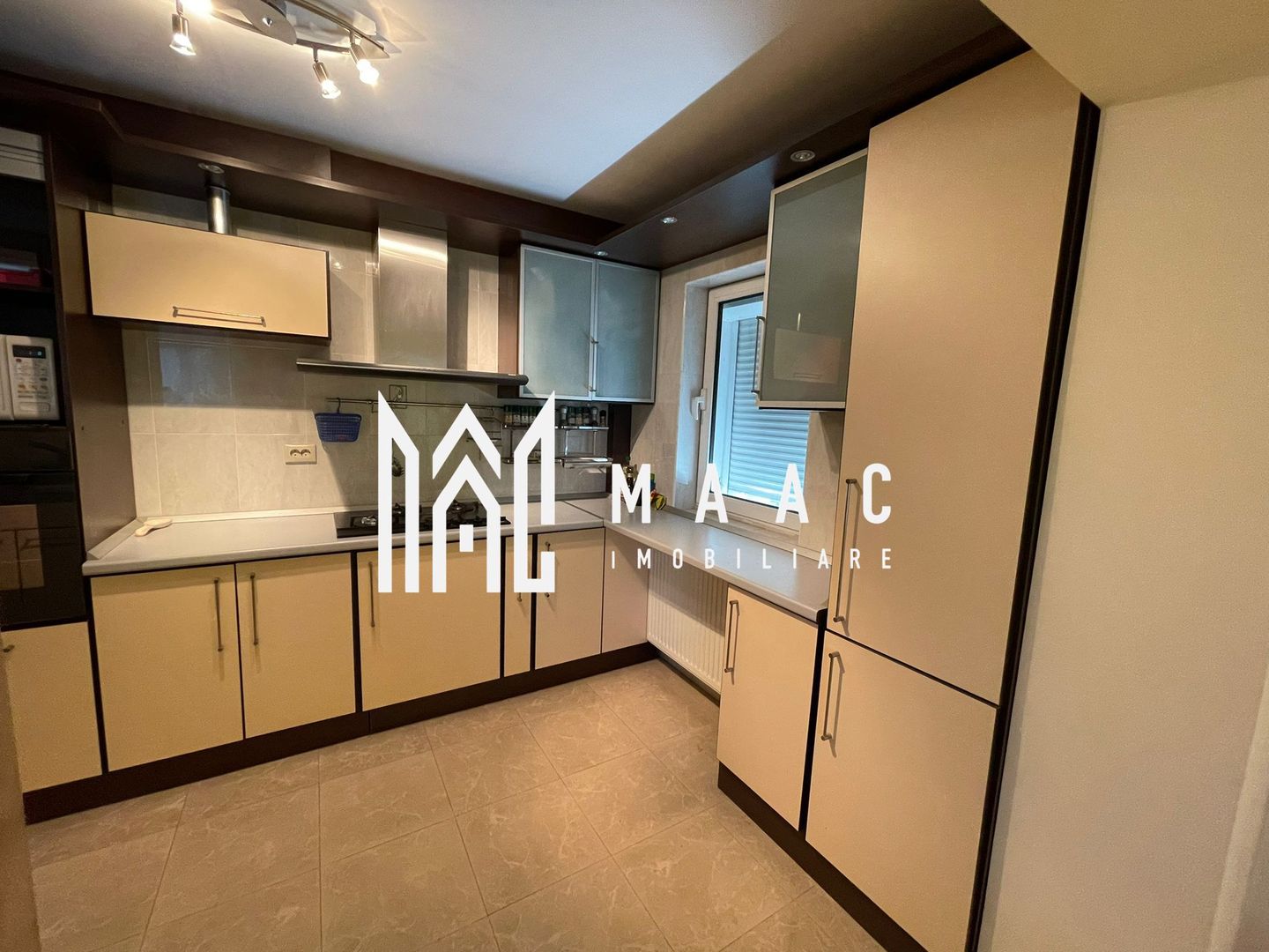 Apartament 3 camere | Decomandat | Etaj 1 | Mihai Viteazu - Poză 11