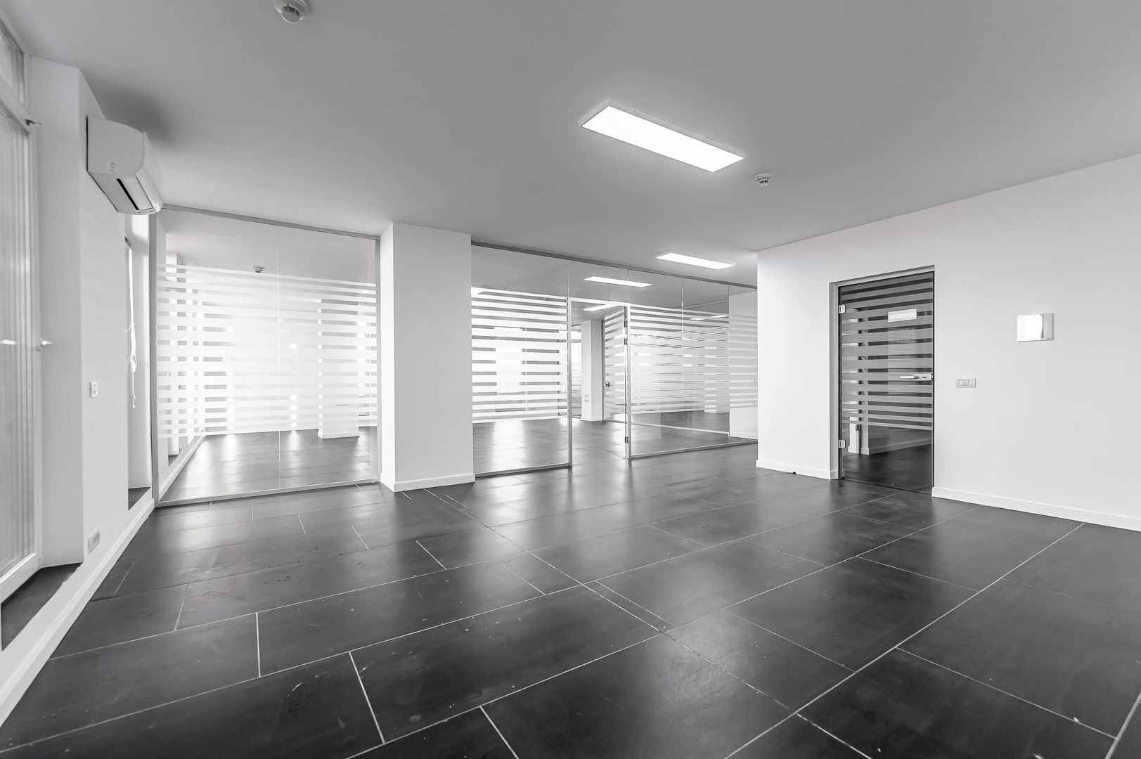 Exclusivitate si prestigiu: Spatiu de birouri premium ultracentral - Poză 11