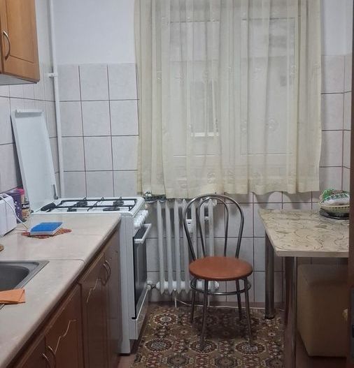 Vanzare apartament 3 camere  63 mp, balcon 9,8 mp, etaj 4/10 – Râul Doamnei - Poză 8