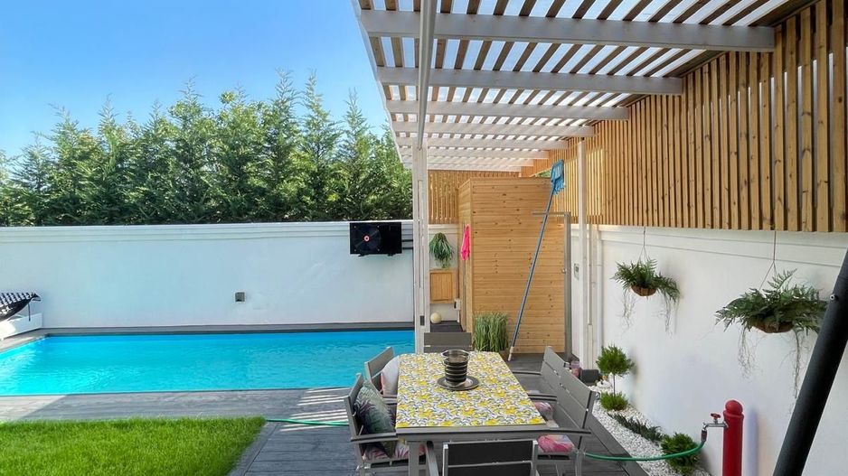 Proprietate de lux cu piscina si design modern-Dumbravita - Poză 9