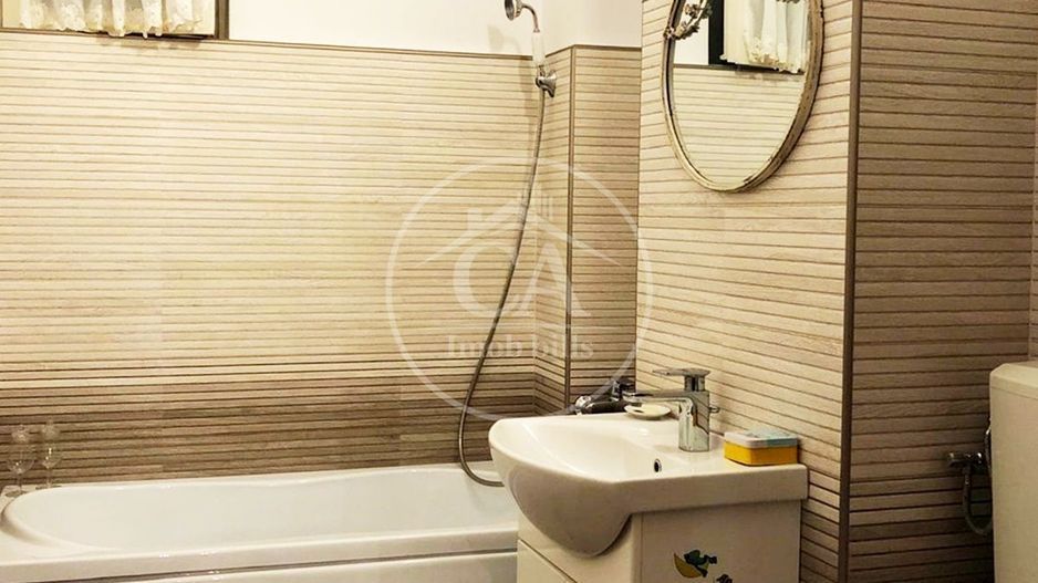 Apartament de inchiriat cu 3 camere Ultracentral, Oradea - Poză 14