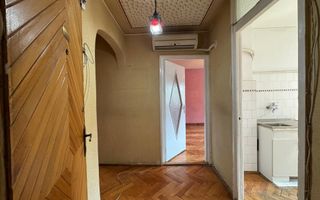 Apartament 3 camere decomandat, 56 mp utili, etaj 2 – zona Torontalului - Poză 3