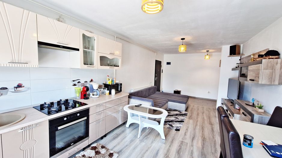 Ghimbav, intrare dinspre Brasov, apartament 3 camere mobilat, 125500 euro - Poză 6