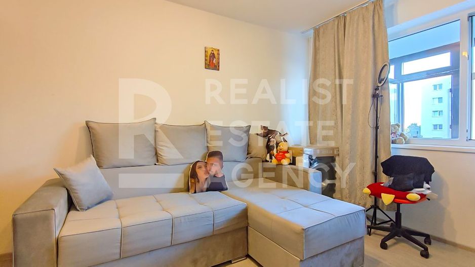 Vânzare, apartament cu 2 camere în zona Drumul Taberei - Poză 8