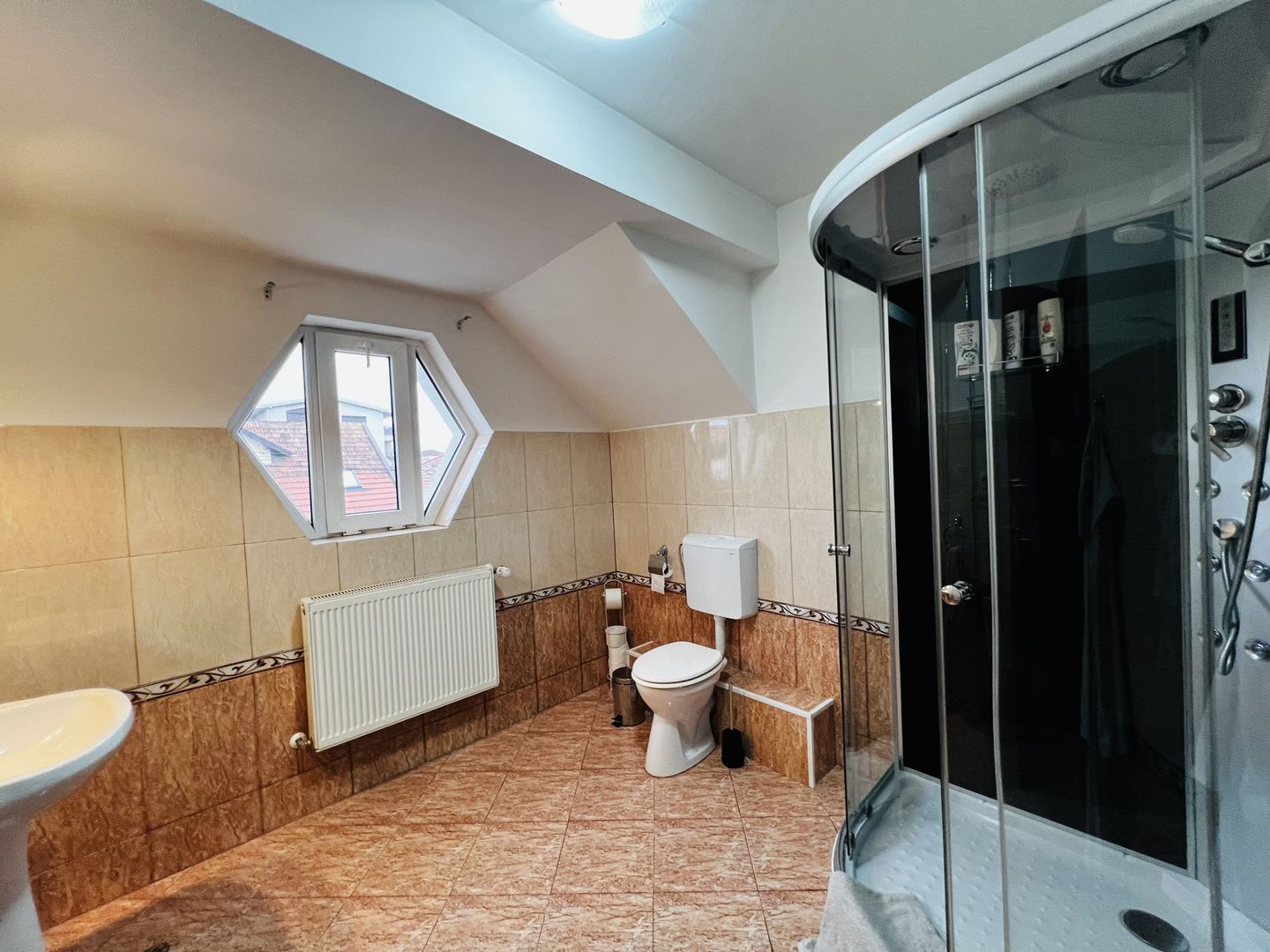 Vila 6 camere complet mobilata -320 mp Utili - Zona Bogdanestilor - Poză 12