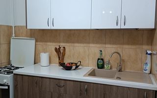 Apartament cu 3 camere decomandate, si garaj optional, zona Macului - Poză 2