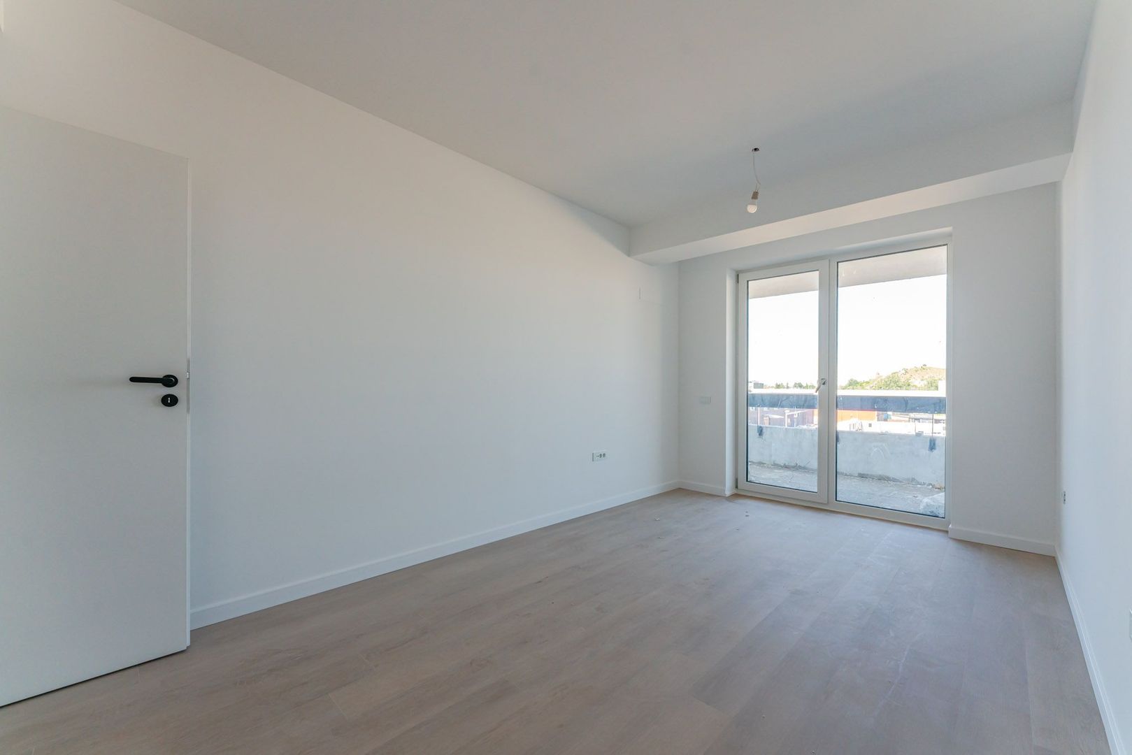 Apartament modern cu 2 camere și balcon generos | Zona Bartolomeu - Poză 8