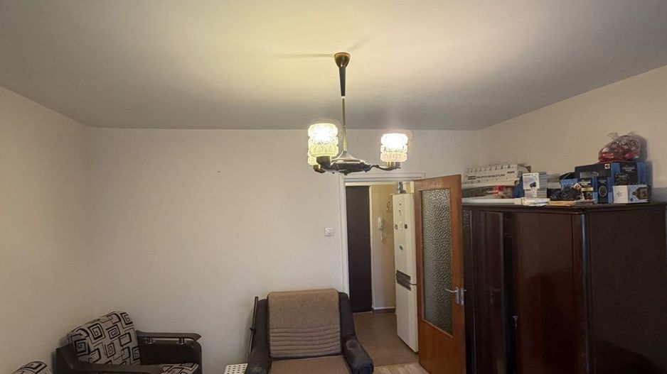 Fix langa metrou // Renovata // Favorit - Poză 1