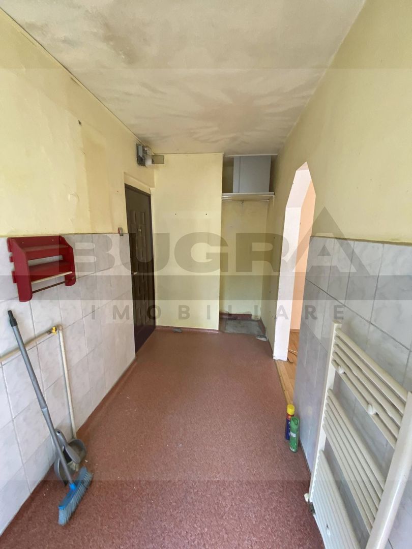 Apartament de 3 camere finisat clasic, zona strazii Parang, Manastur - Poză 7