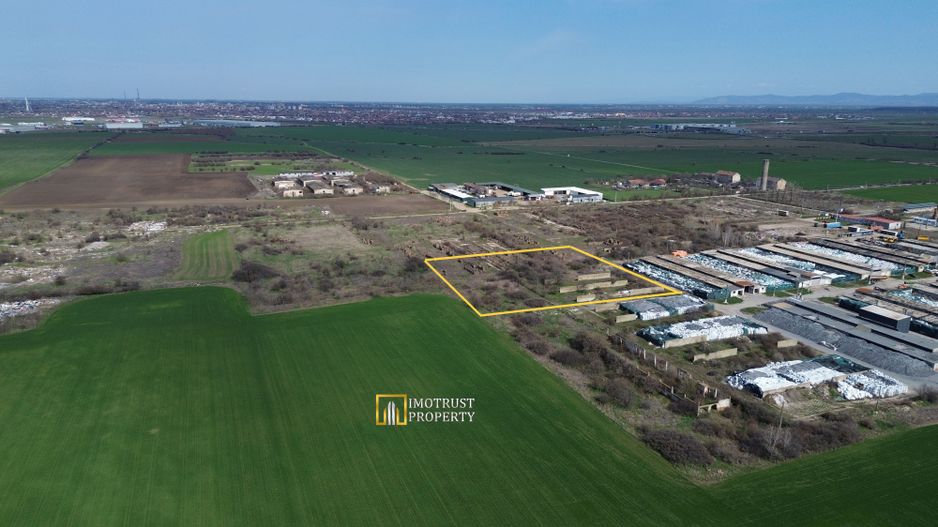 De vanzare teren intravilan Arad - Poză 1