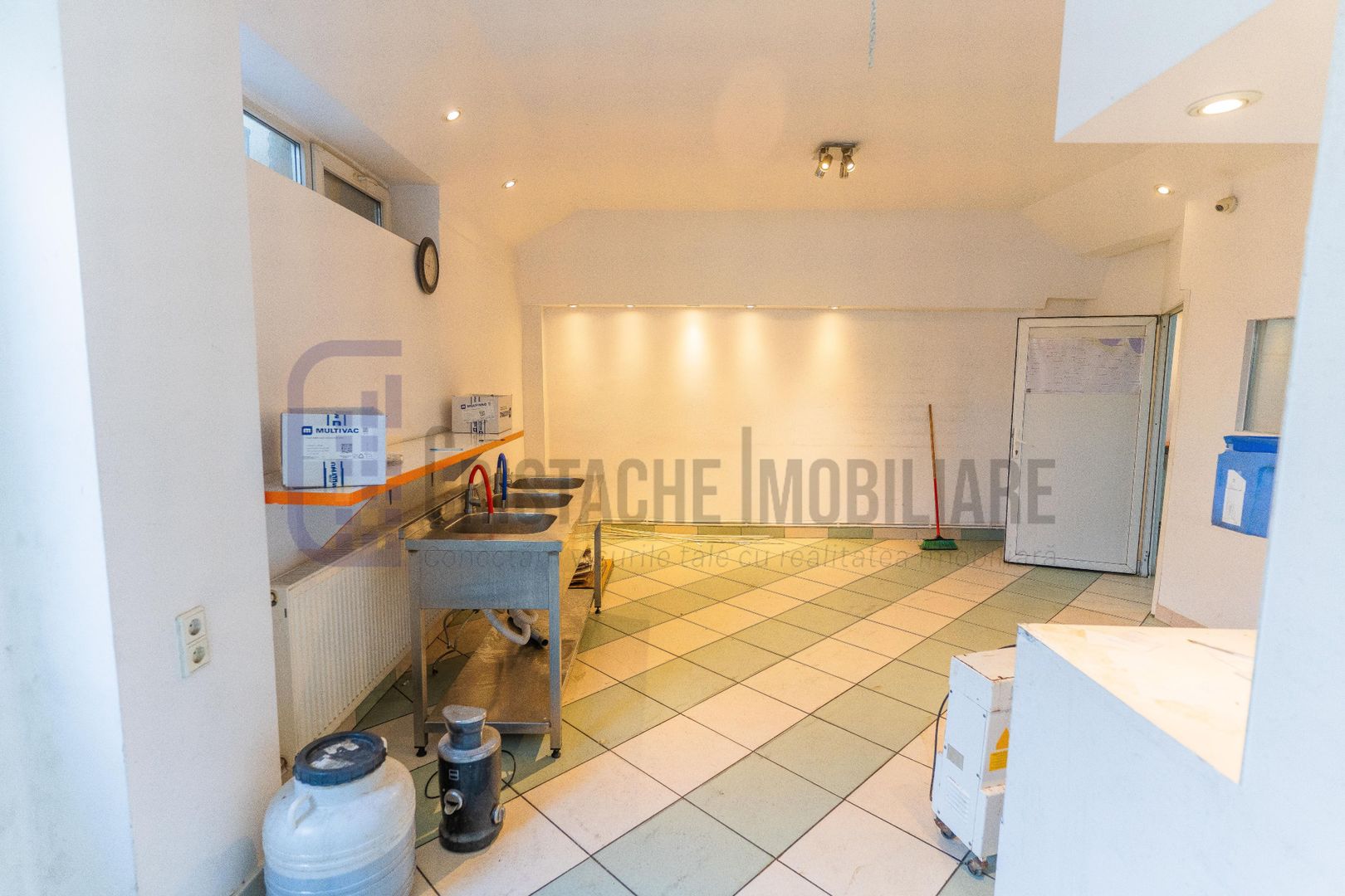 🏢 SPAȚIU COMERCIAL DEMISOL | ȘOSEAUA INDUSTRIILOR | 140 MP | METROU REPUBLICA - Poză 2