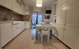 Casa 4 camere + curte 300 mp Tunari - Poză 18