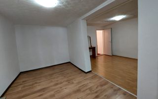 Vanzare Casa cu curte individuala, Colentina, 4 camere, garaj - Poză 11