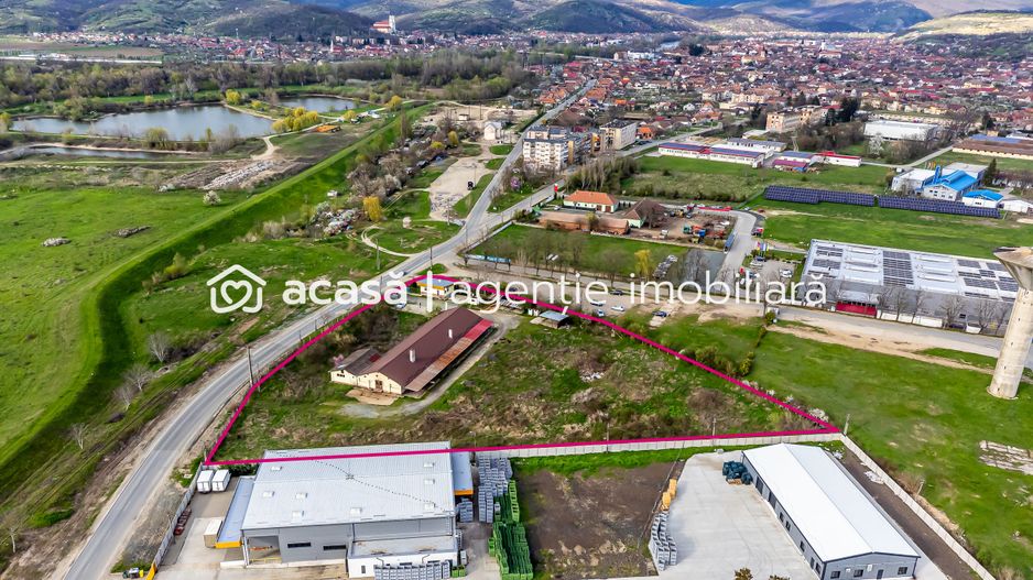 Hala industrială cu teren 10.495 mp – potențial supermarket, Lipova - Poză 1