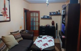 Apartament 3 camere zona Dacia etaj 1 - Poză 1