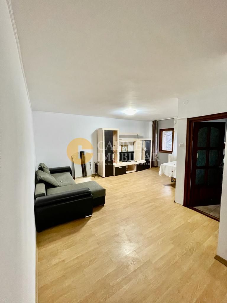 Apartament 3 Camere Frumoasa Bloc 1987 75 Mp - Poză 2