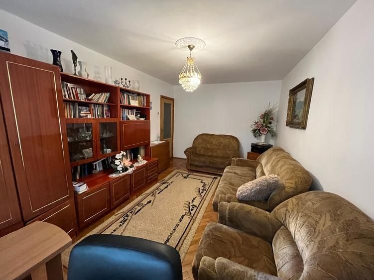 Apartament cu 3 camere + balcon - Zona Lipovei, Timișoara - parter - Poză 1