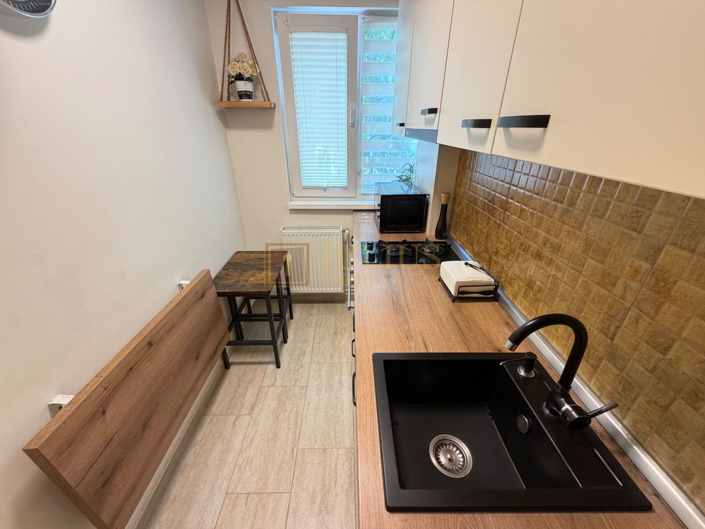 Mc Donald's - Spital Judetean Pius Brînzeu; centrala proprie, mobilar modern. - Poză 16