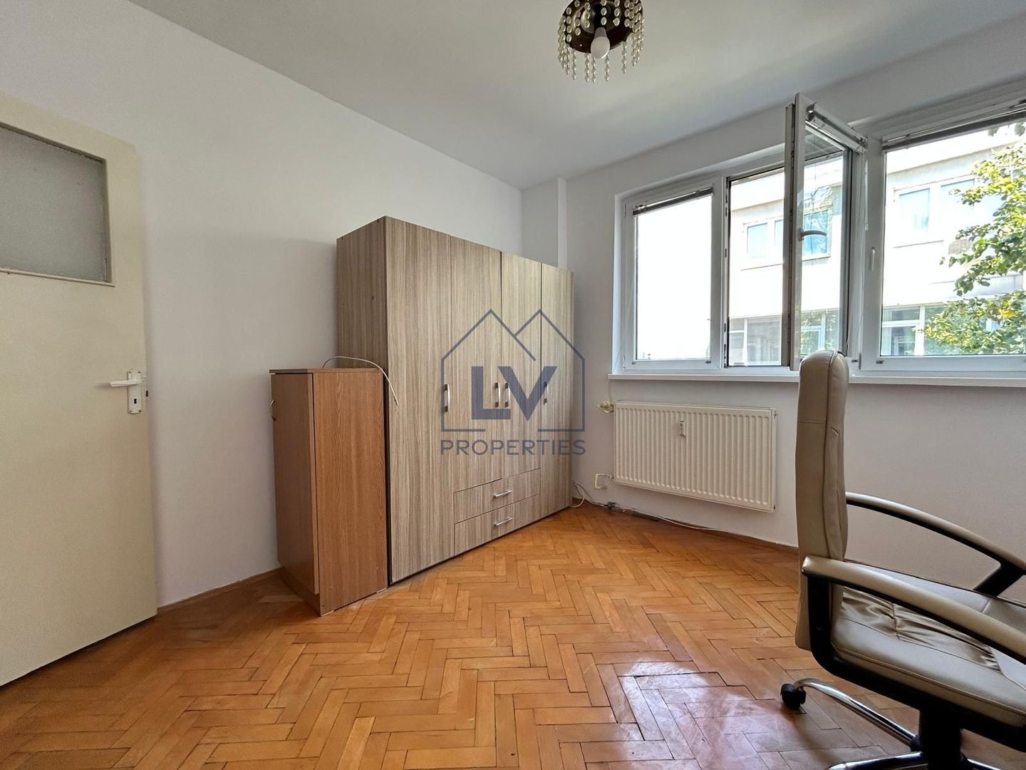 VANZARE APARTAMENT 2 CAMERE + BALCON | ZONA DOMENII - Poză 4