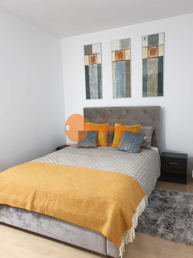 Garsoniera in zona Hotel Marriott-13 Septembrie (Bloc Mixt) - Poză 1