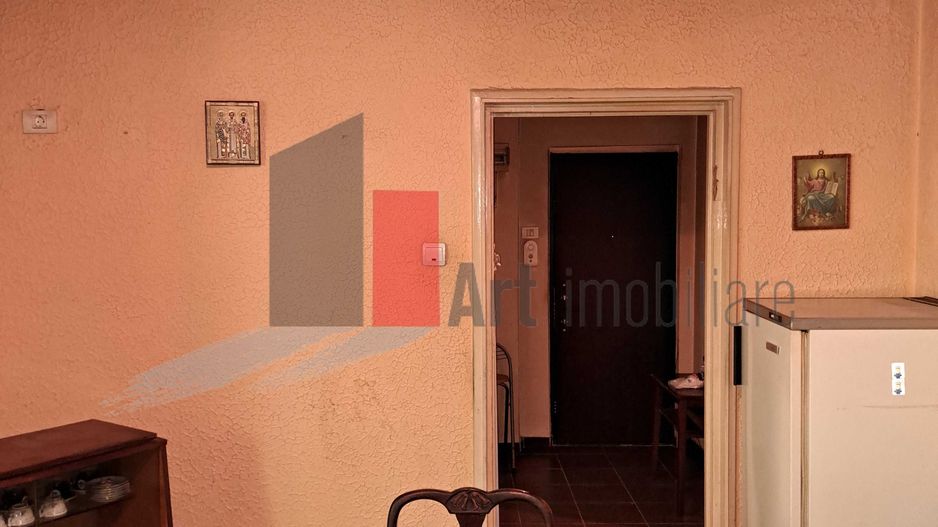 Vânzare apartament 4 camere decomandat Bd. Brâncoveanu - Poză 5