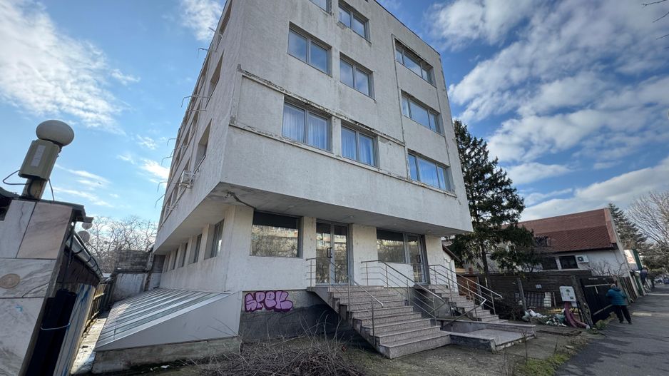 Constructie D+P+3E | Lift | 2 intrari | Parcare Sub | Domenii | Ideal Investitie - Poză 2