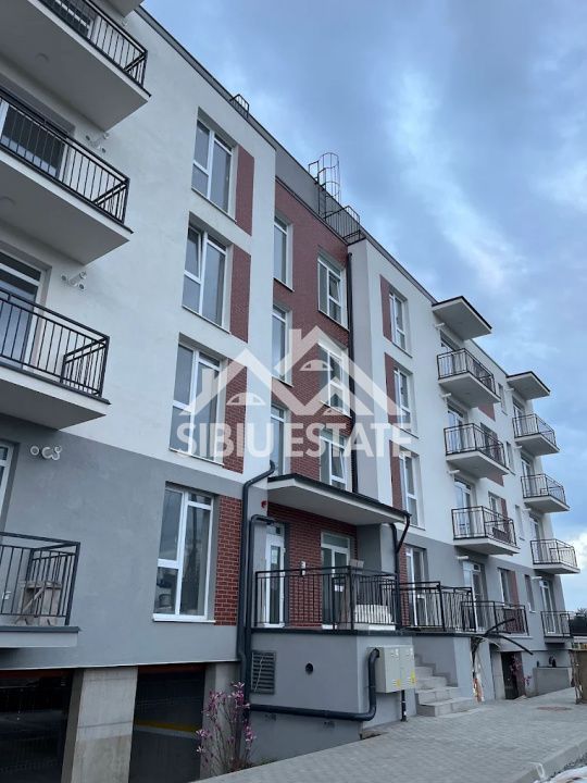 Studio finisat, modern, cu parcare si balcon - Poză 1