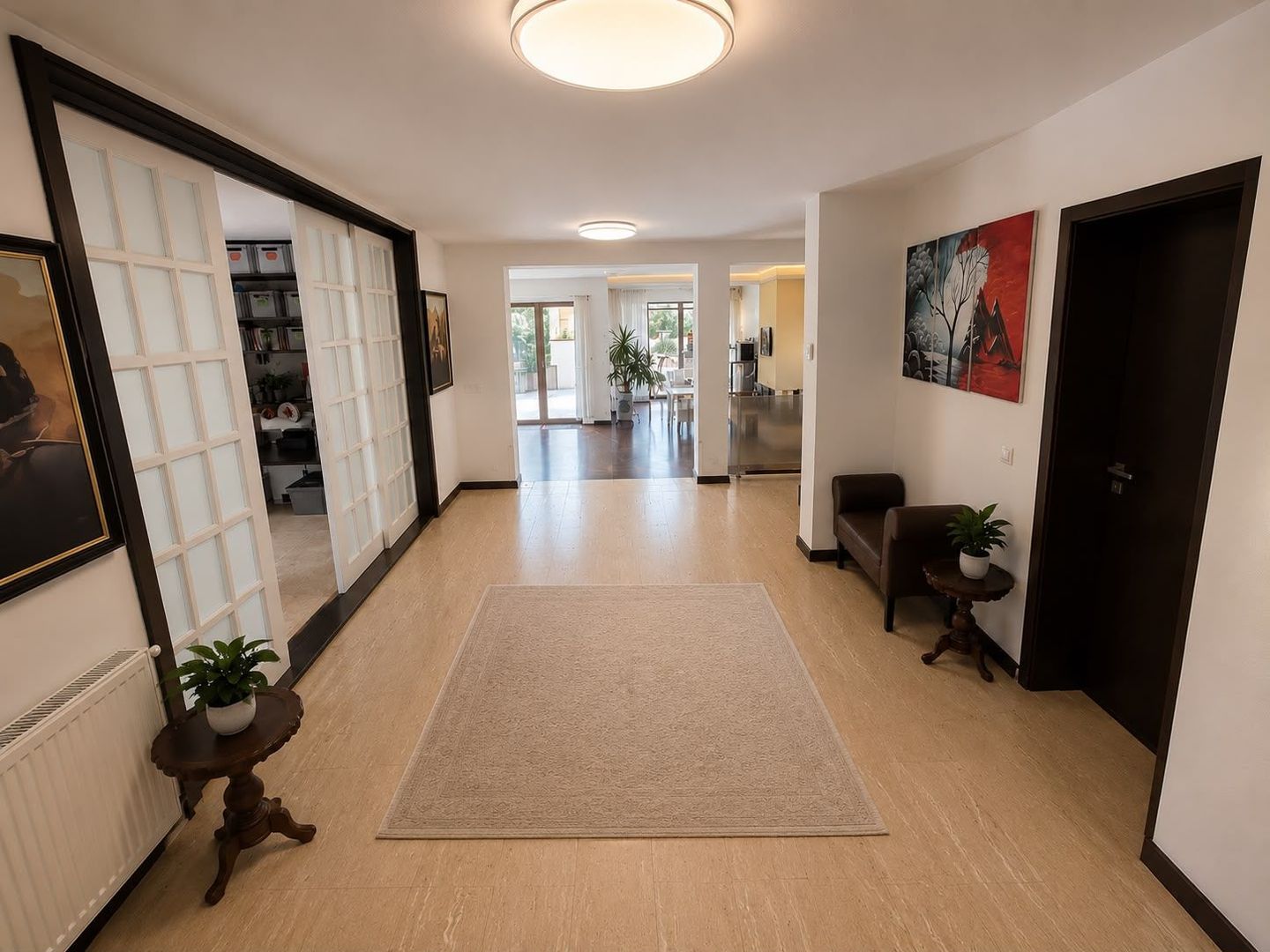 Vila individuala exclusivista pe colt, Mobilat si Utilat complet. Teren 1753mp - Poză 1