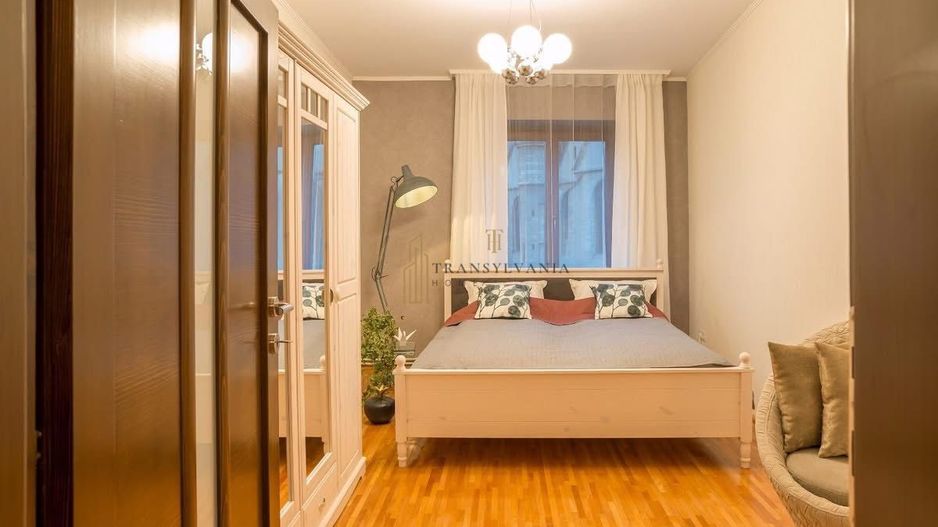 Apartament cu 2 camere în Inima Sibiului - Poză 5