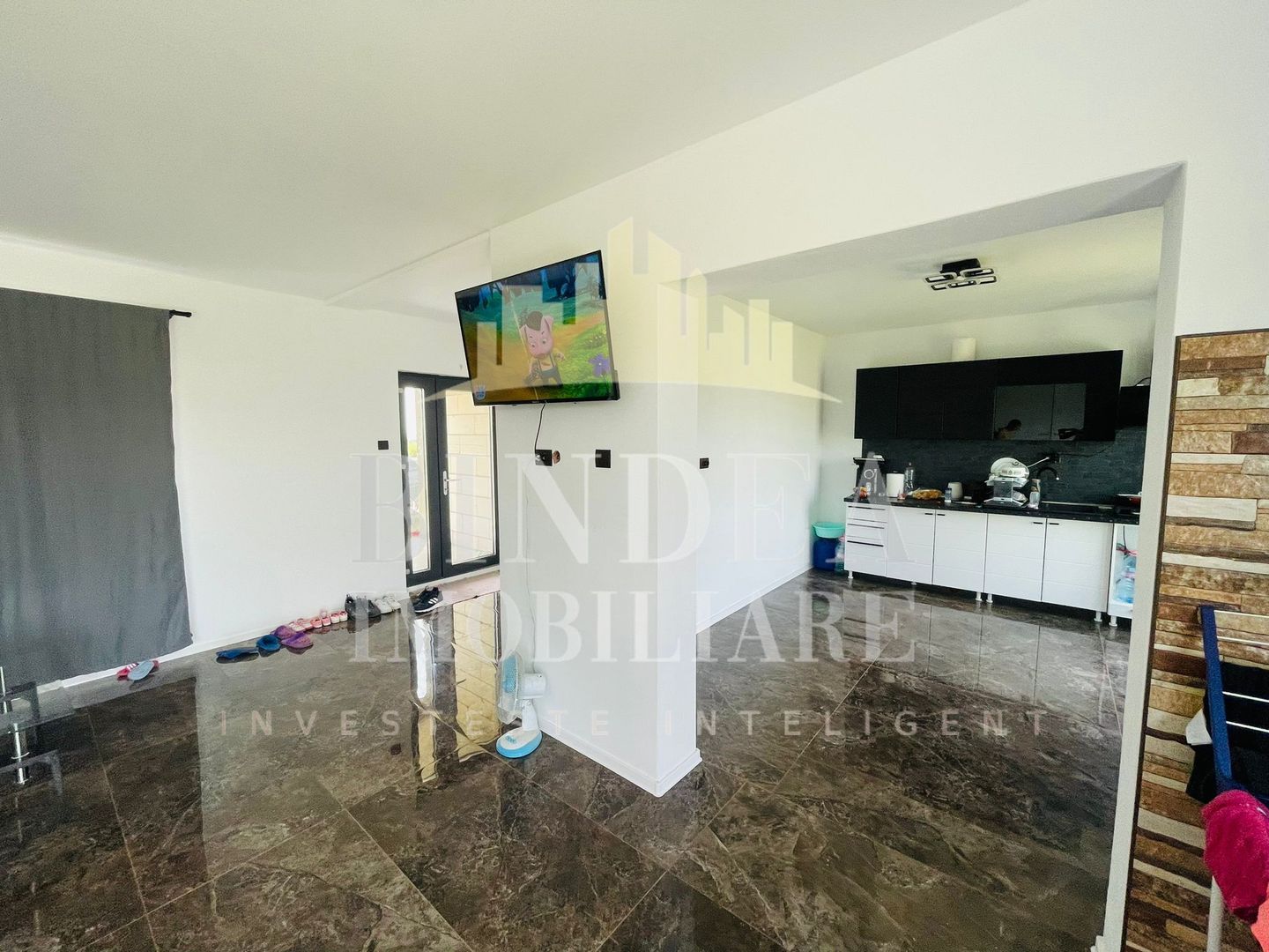 Casa individuala parter cu garaj 813mp teren an 2024 - Poză 14