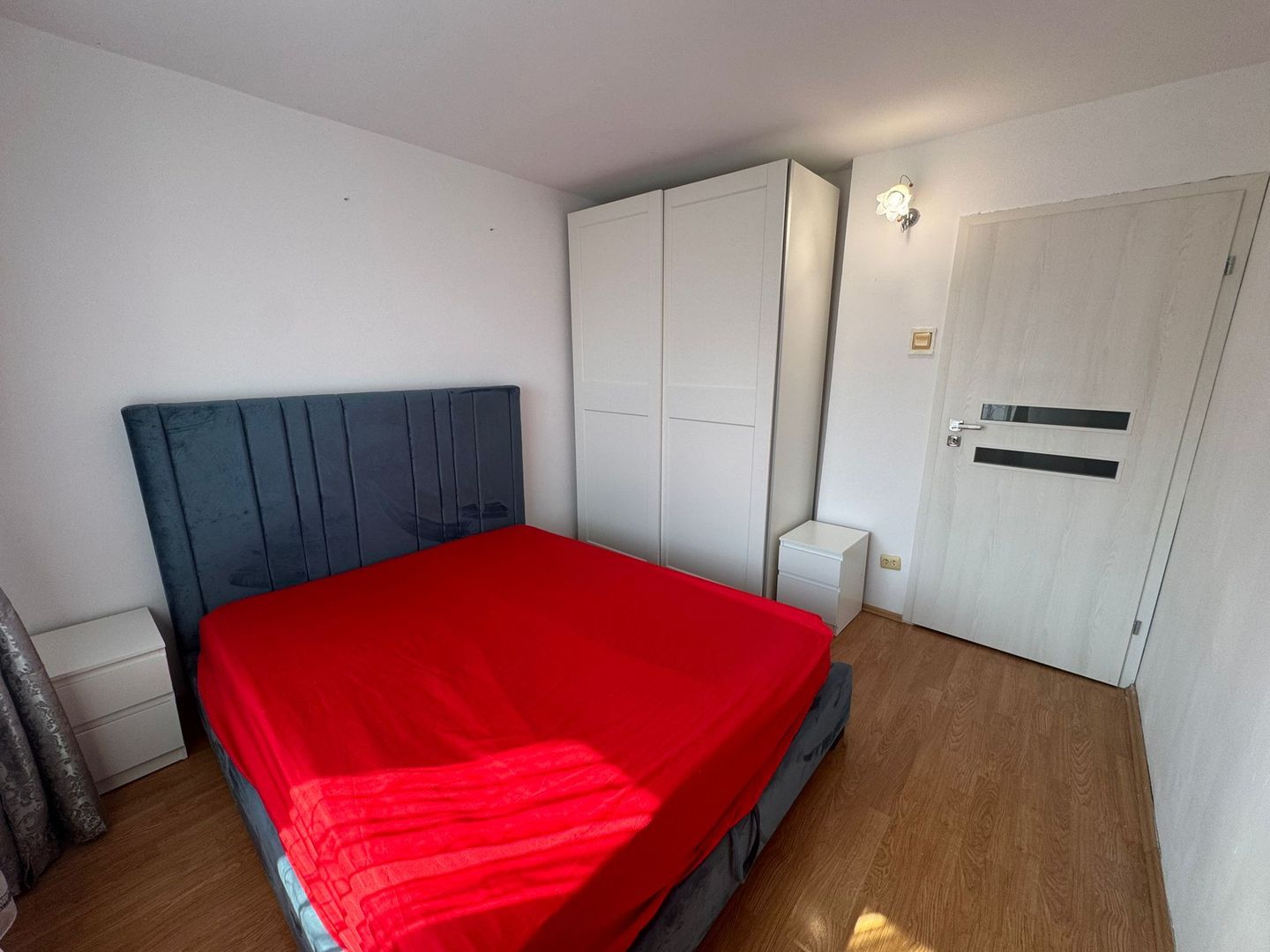 Costin Georgian Chisinau 2 camere 5/8 42 mp - Poză 4